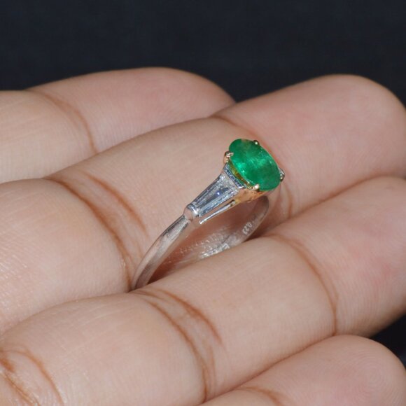 Certified Natural 1.1CTS VS G Diamond Emerald Platinum 18K Gold Three Stone Ring - Picture 8 of 10